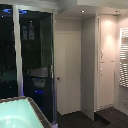 Piso Romantico Y Moderno En Apartment