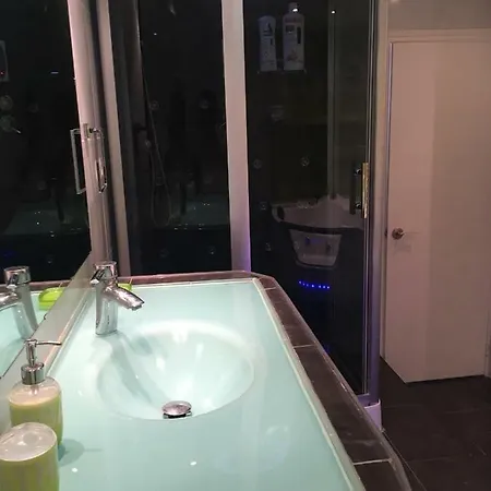 Piso Romantico Y Moderno En Apartment Ronda